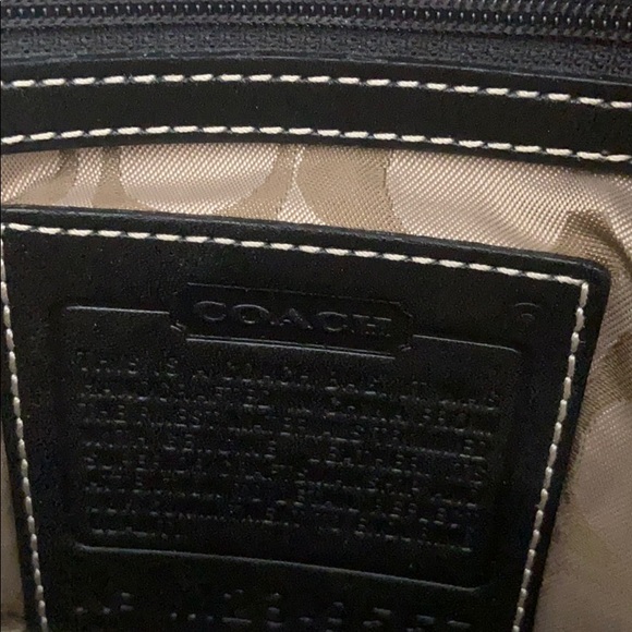 (MAKE OFFERS)COACH purse in good condition - Picture 2 of 2